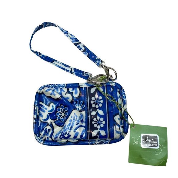 New with Tags Vera Bradley Lanyard and Tech Pocket - Picture 10 of 10